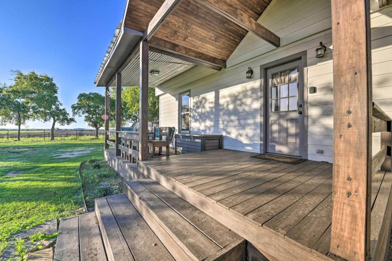 House On Cattle Farm Central To Temple And Waco Lorena Екстериор снимка